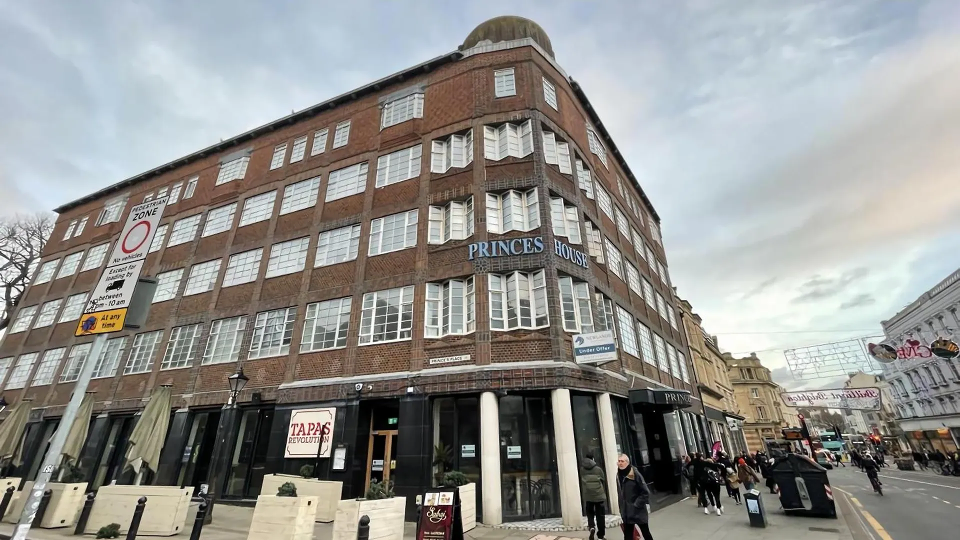 Entire Stylish Apartment Central Brighton North St